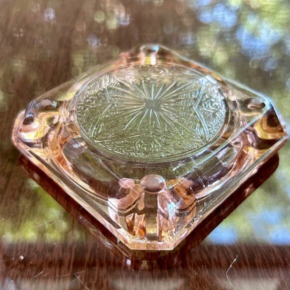 Vintage Ceramic Soap Dish with Bird Motif – European Soaps - Picture 3 of 9